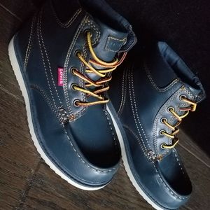 Boy's Levi's School Shoe/Hightop